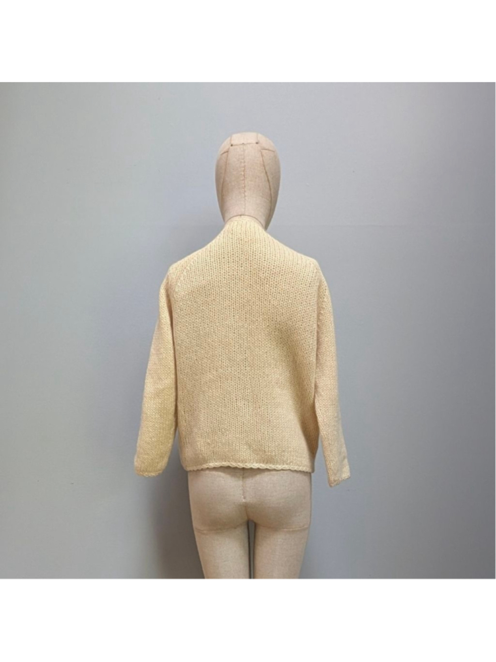 Evan-Picone Vintage Wool Mohair Cream Floral Embroidered Cardigan - Medium - Picture 5 of 16